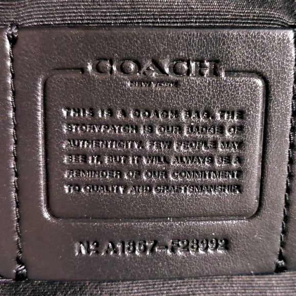 NWOT COACH Sm Lexy Crossbody Black Pebble Leather - Picture 6 of 6